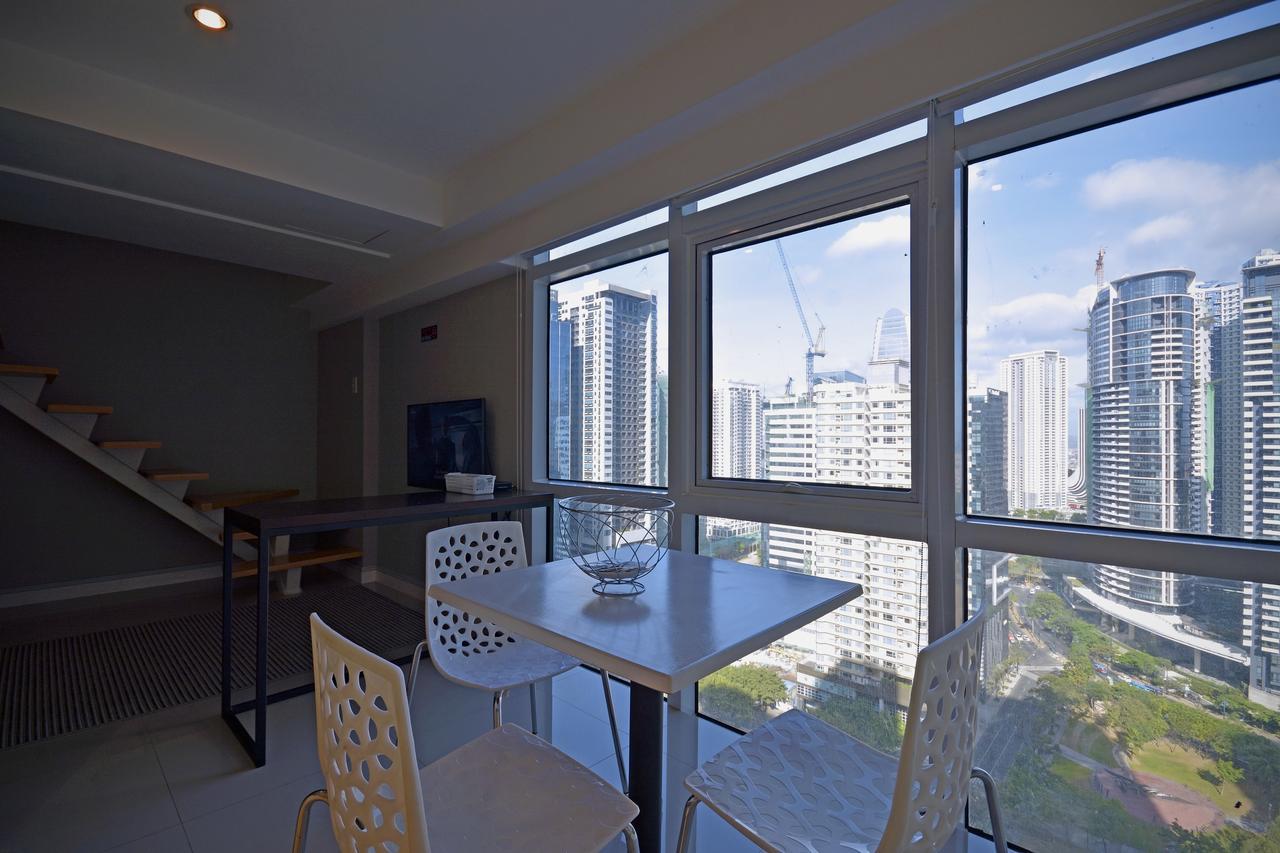 Victoria Soho Suites Manila Zewnętrze zdjęcie