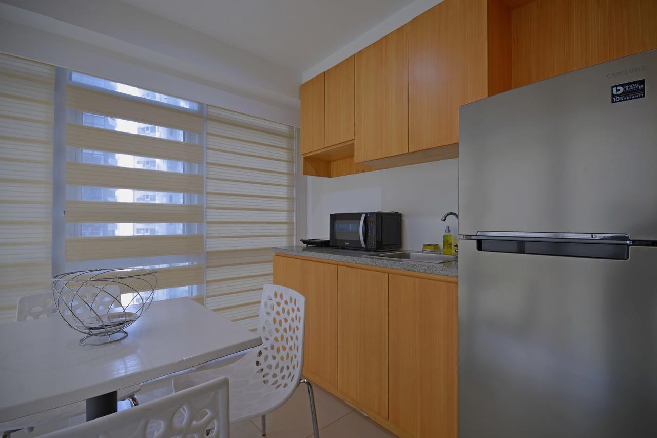 Victoria Soho Suites Manila Zewnętrze zdjęcie
